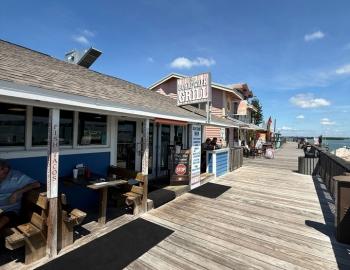 Place to eat Johns Pass